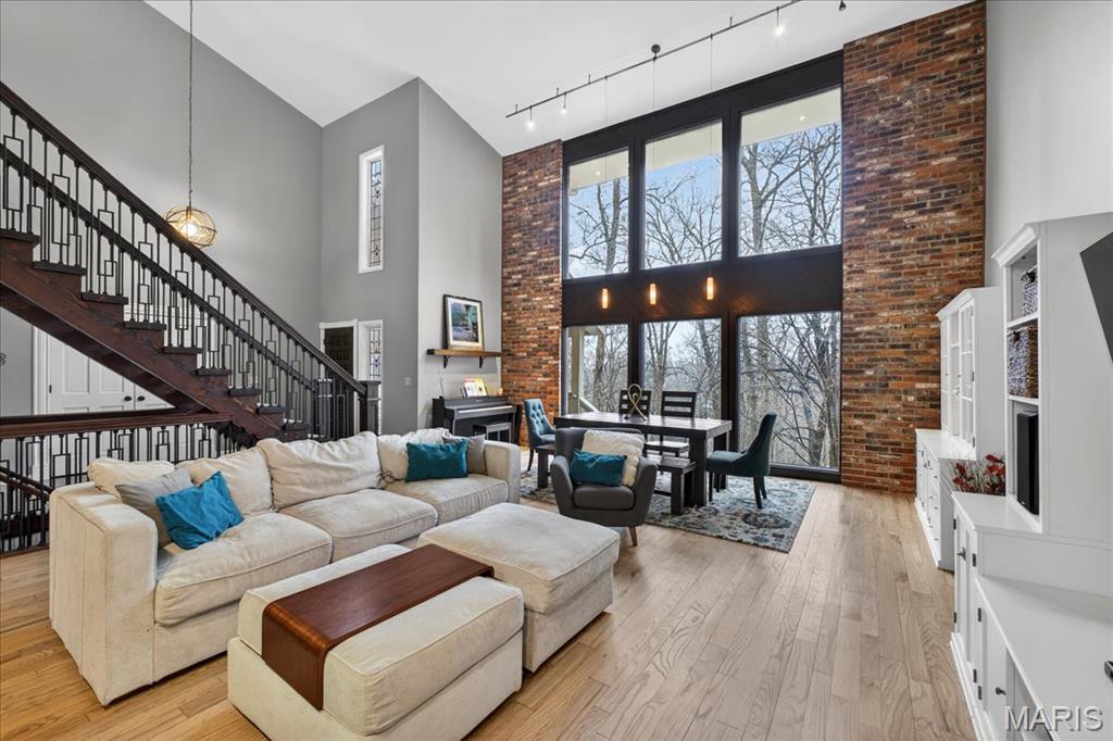 1645 Trotting Trail Road