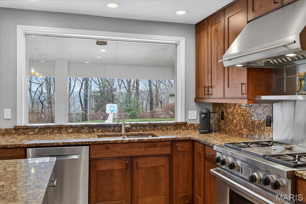 1645 Trotting Trail Road