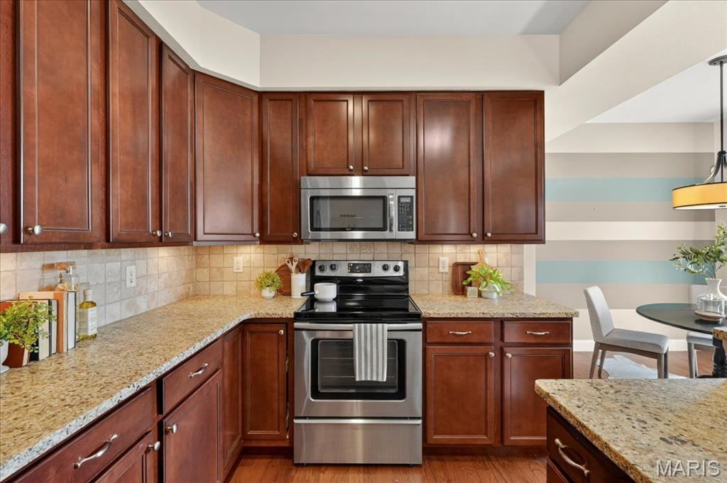 123 W Bodley Avenue Unit: 303