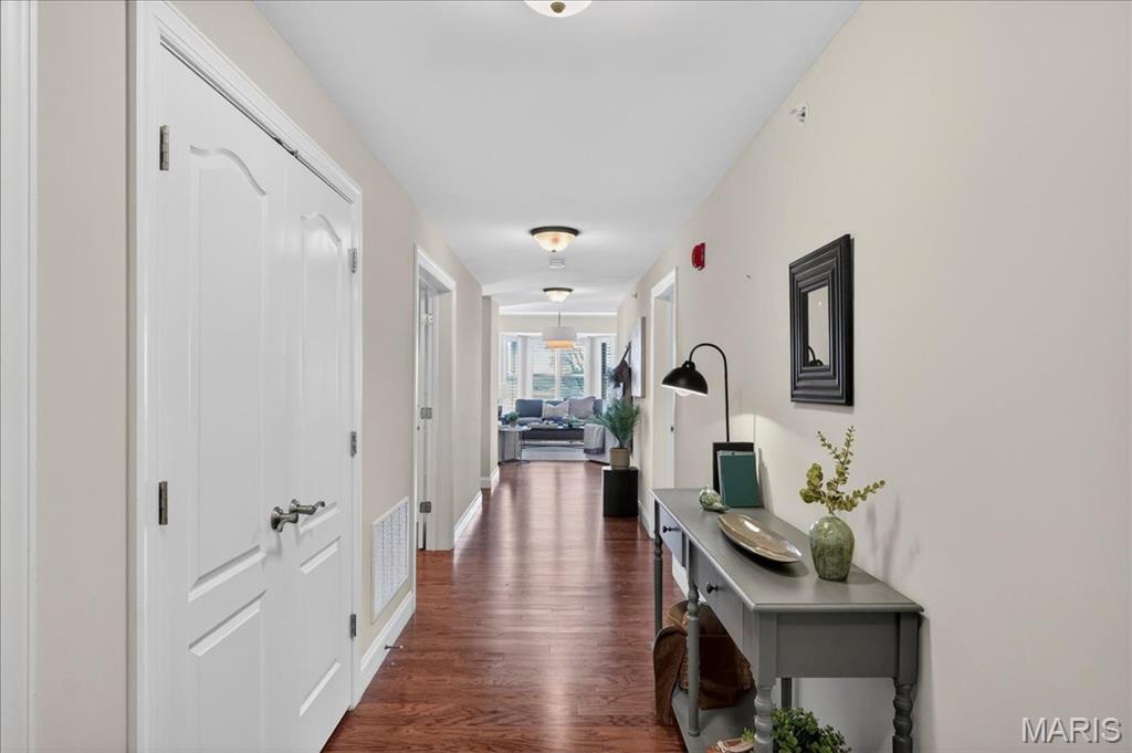 123 W Bodley Avenue Unit: 303