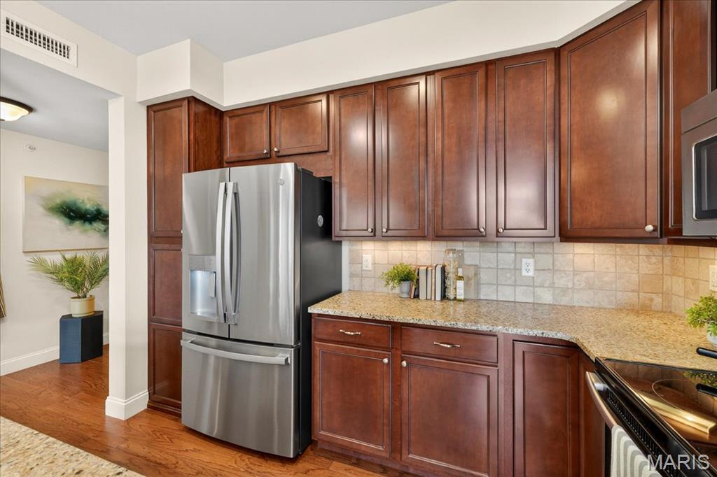 123 W Bodley Avenue Unit: 303