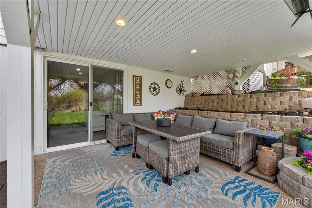 947 Bellestri Drive