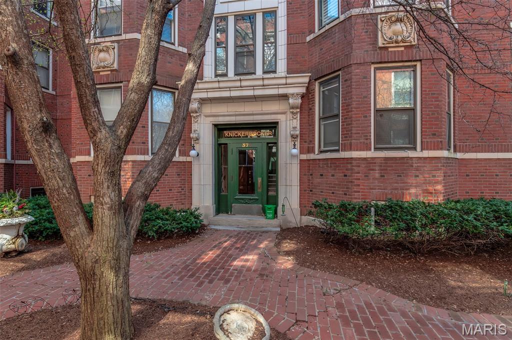 378 N Taylor Avenue Unit: 3E
