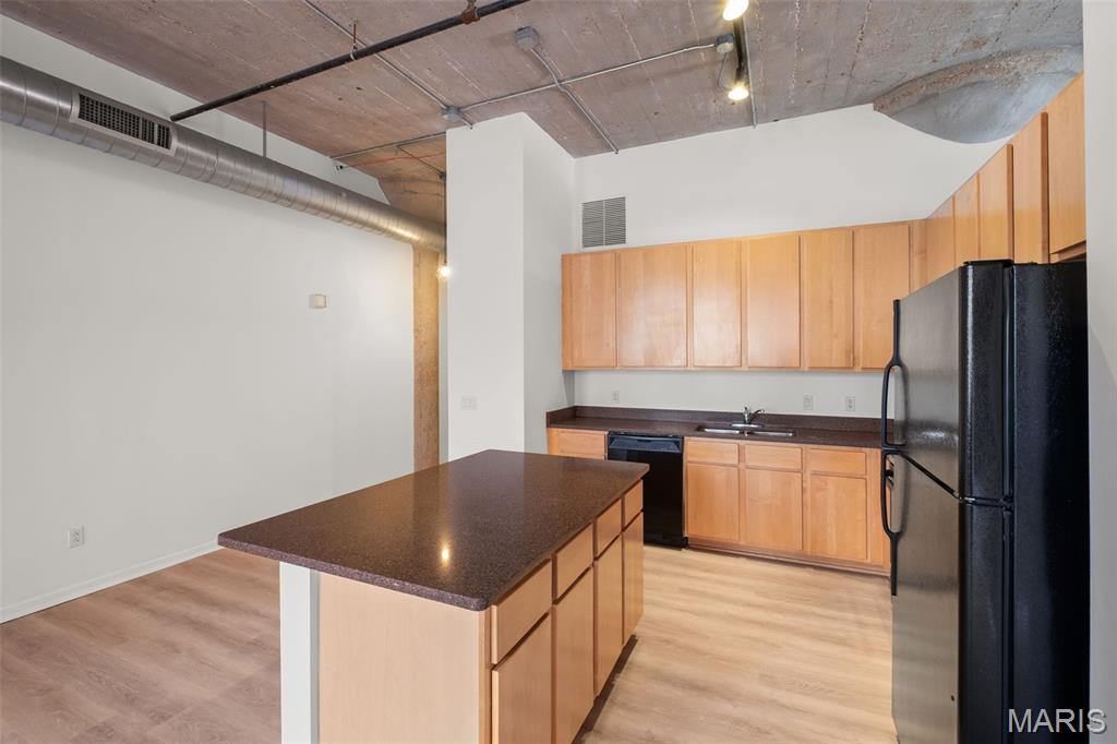 1511 Locust Street Unit: 604