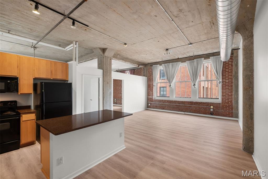 1511 Locust Street Unit: 604