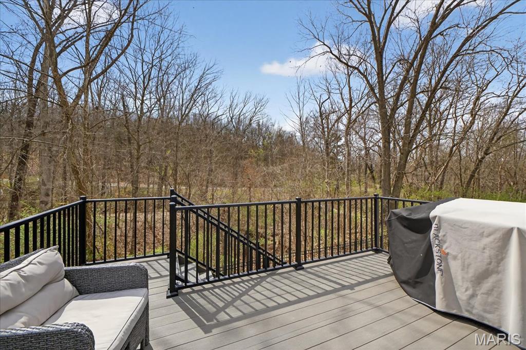 146 Silverstone Circle