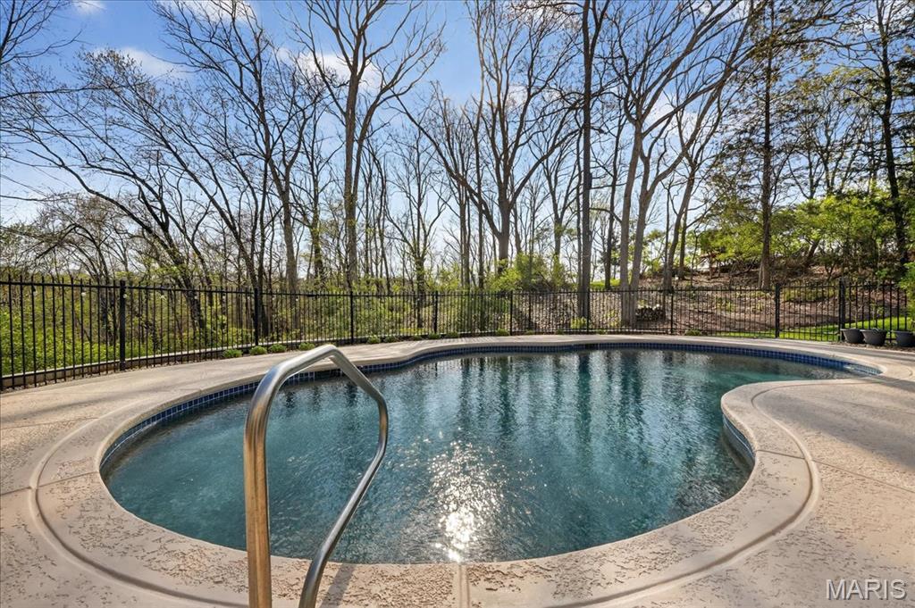 18110 Linden Grove Lane