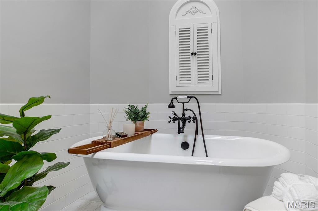 16555 Birch Forest Drive