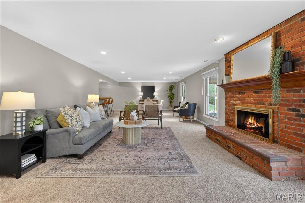 2102 Kehrs Ridge Drive