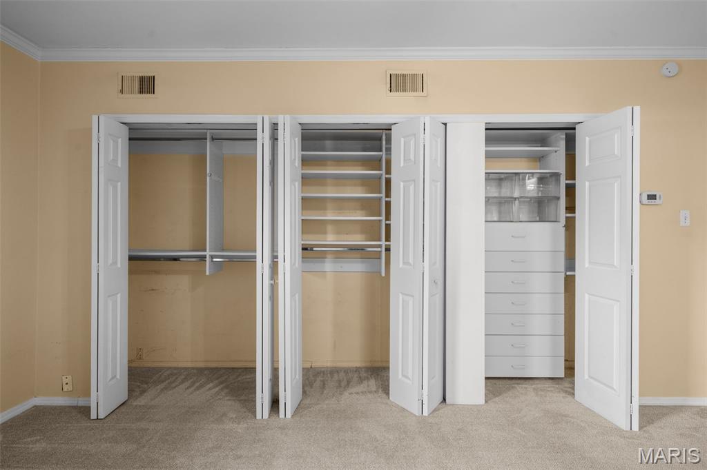 250 S Brentwood Boulevard Unit: 1F