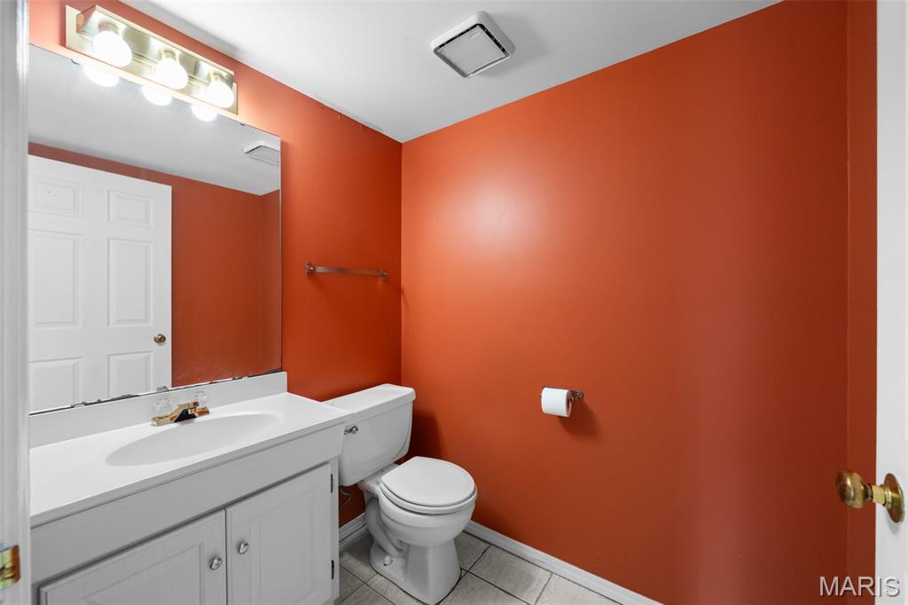 250 S Brentwood Boulevard Unit: 1F