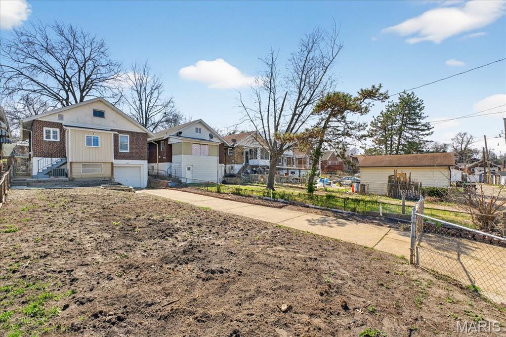 4437 S 37th Street
