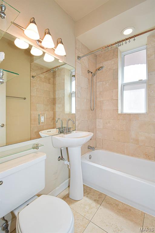 5528 Waterman Boulevard Unit: 1N