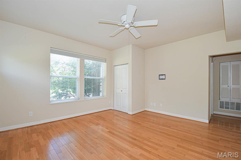 5528 Waterman Boulevard Unit: 1N