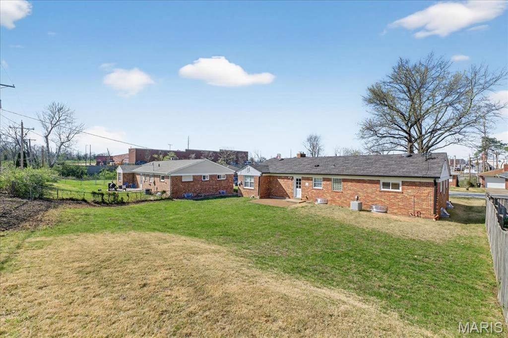 8628 Mayflower Court