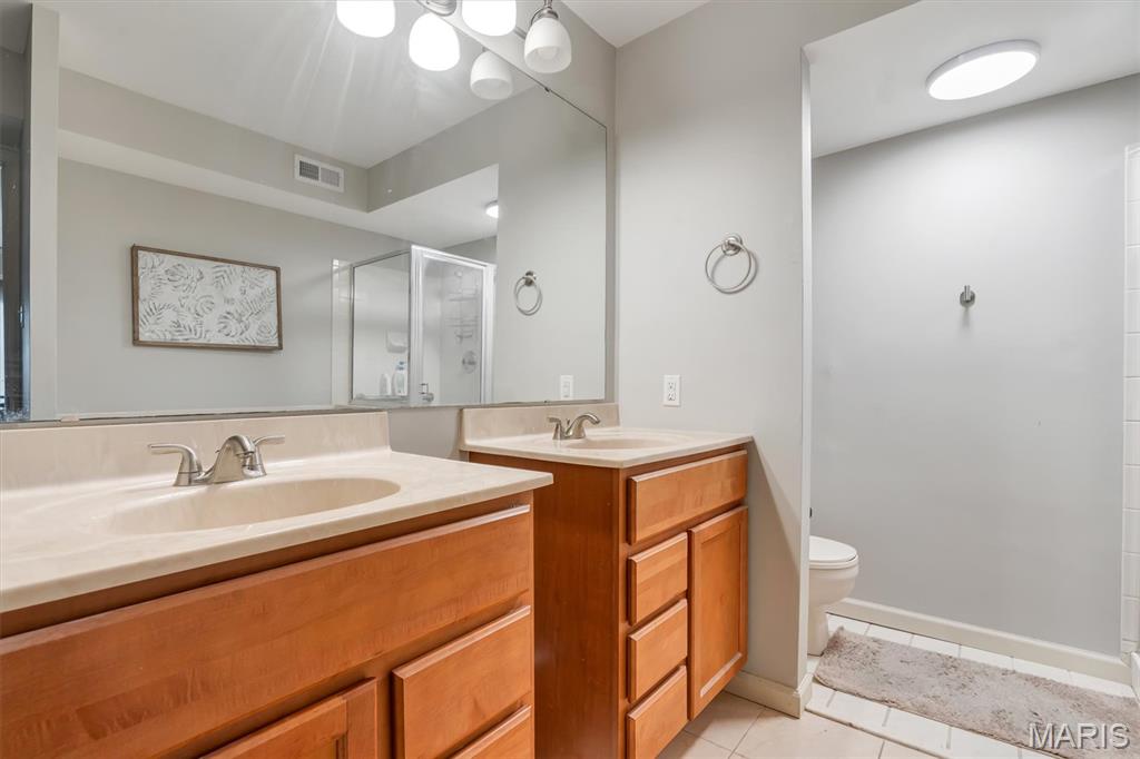 5133 Hollow Wood Court Unit: A