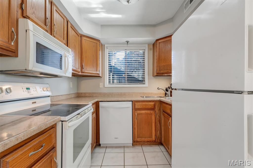 5133 Hollow Wood Court Unit: A