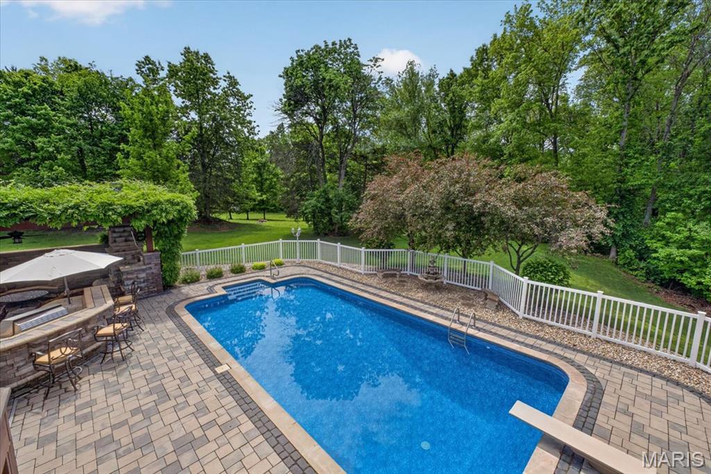 948 Emerald Oaks Court