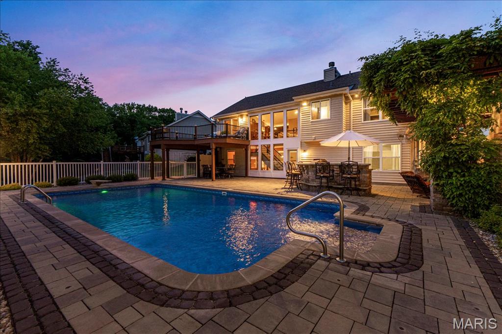 948 Emerald Oaks Court
