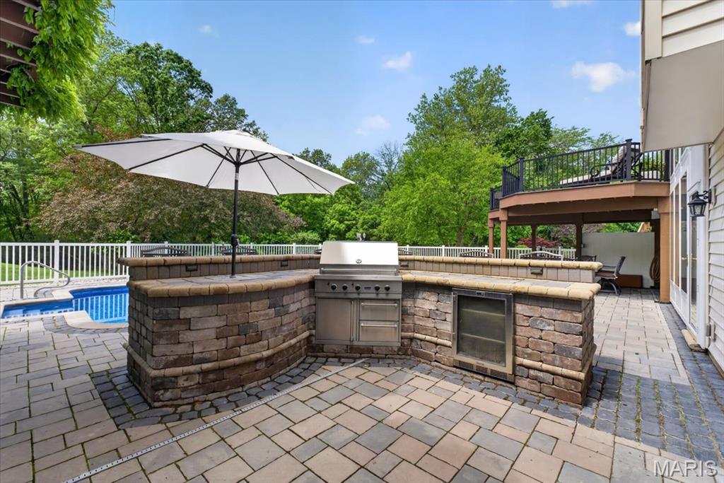 948 Emerald Oaks Court