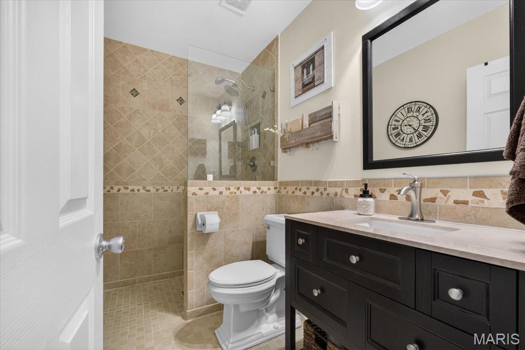 948 Emerald Oaks Court