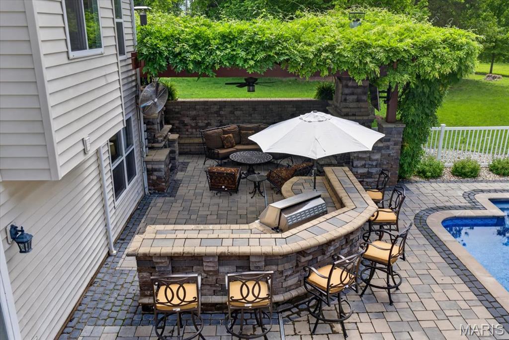 948 Emerald Oaks Court