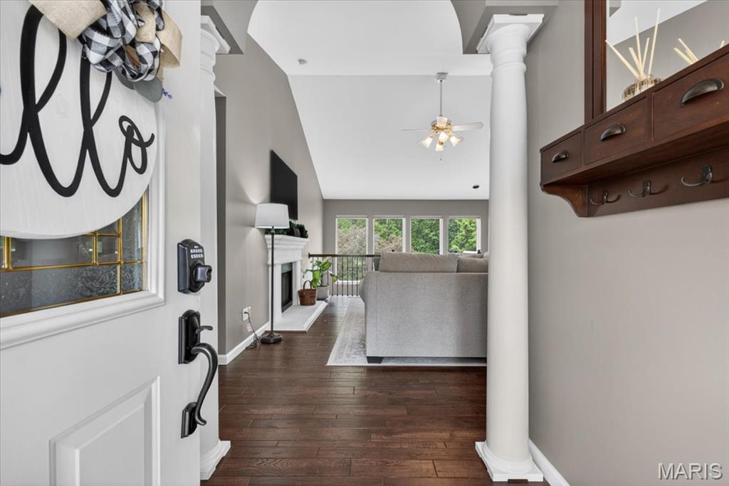 948 Emerald Oaks Court