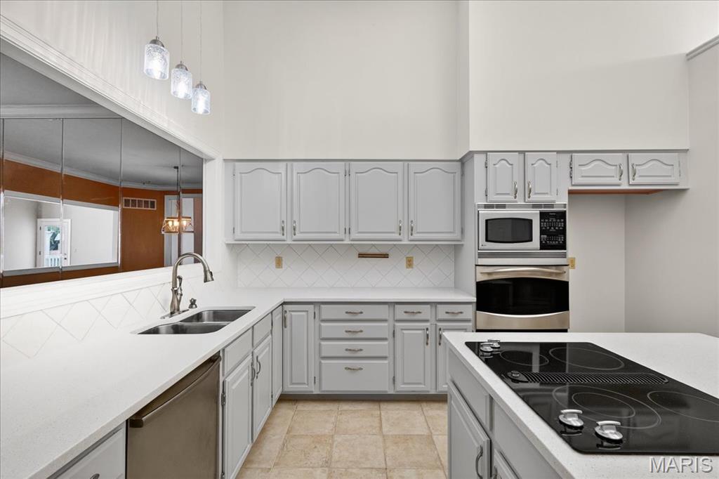 14033 Woods Mill Cove Drive