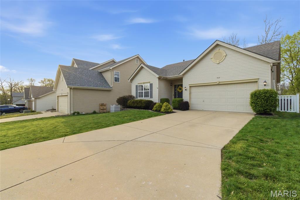 907 Daffodil Trail