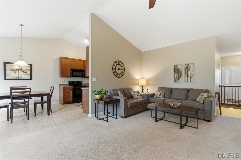 907 Daffodil Trail