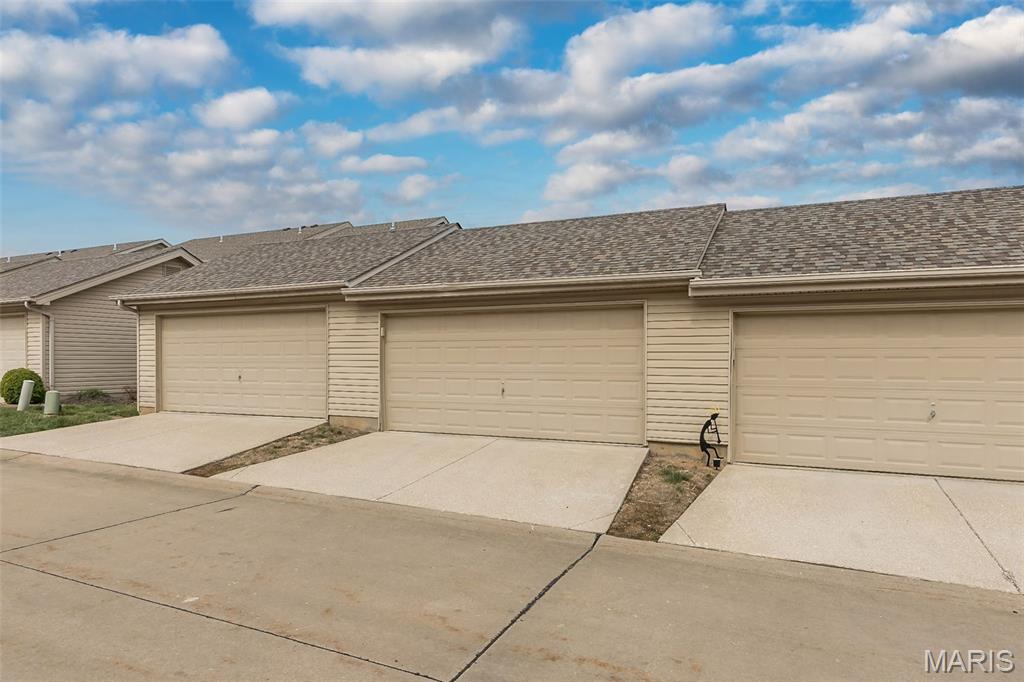 208 Candice Way