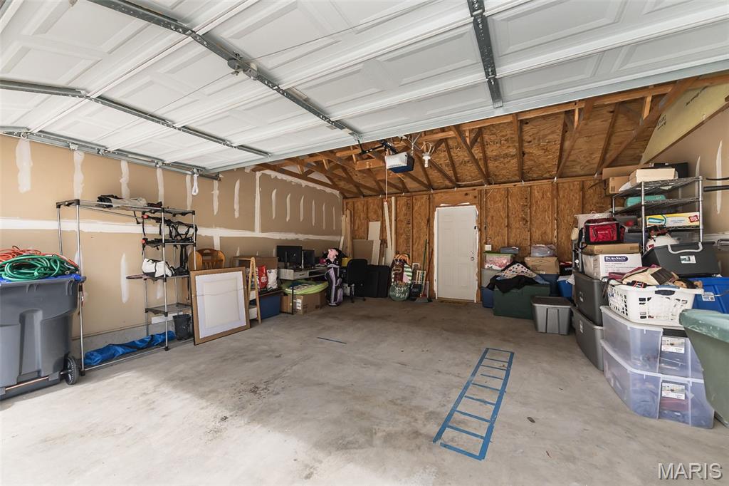 208 Candice Way