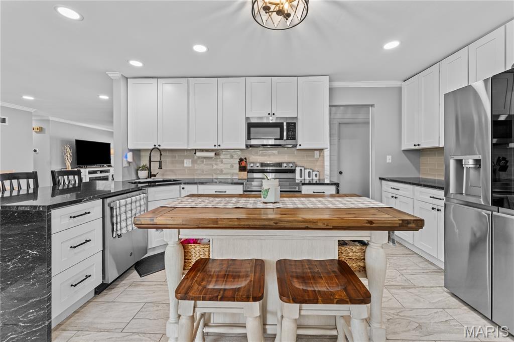 11788 Kingston Drive