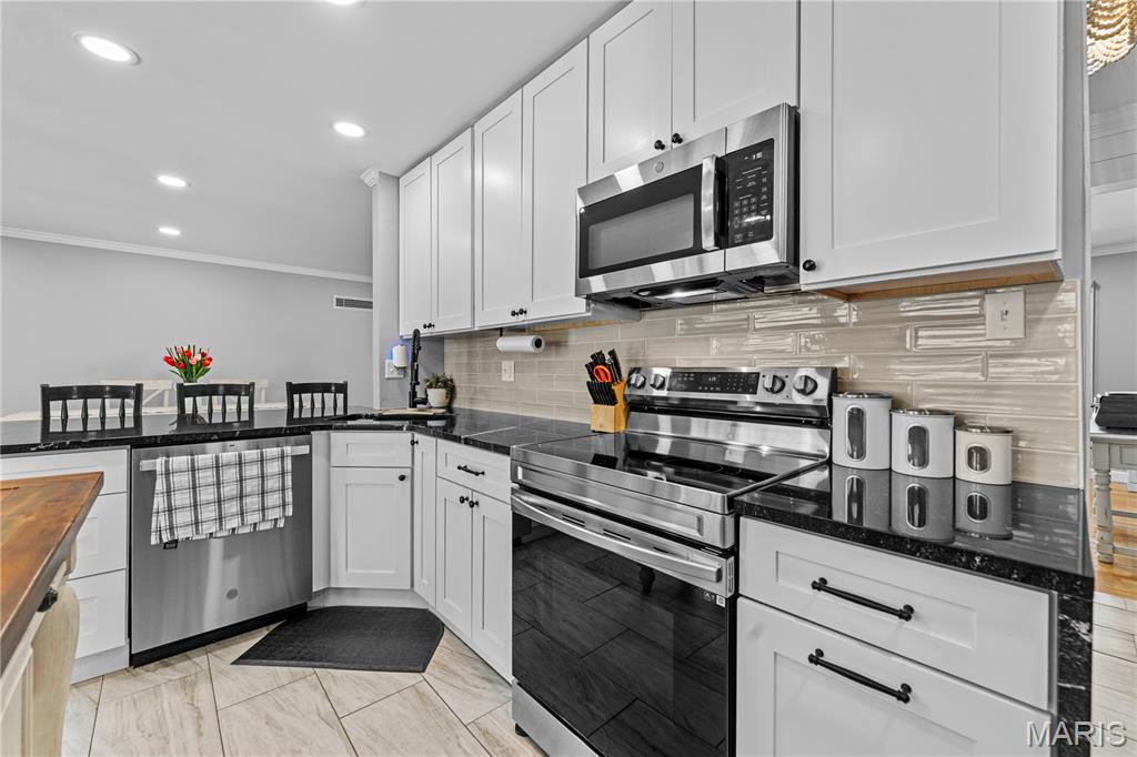 11788 Kingston Drive