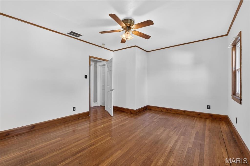 6011 S Grand Boulevard