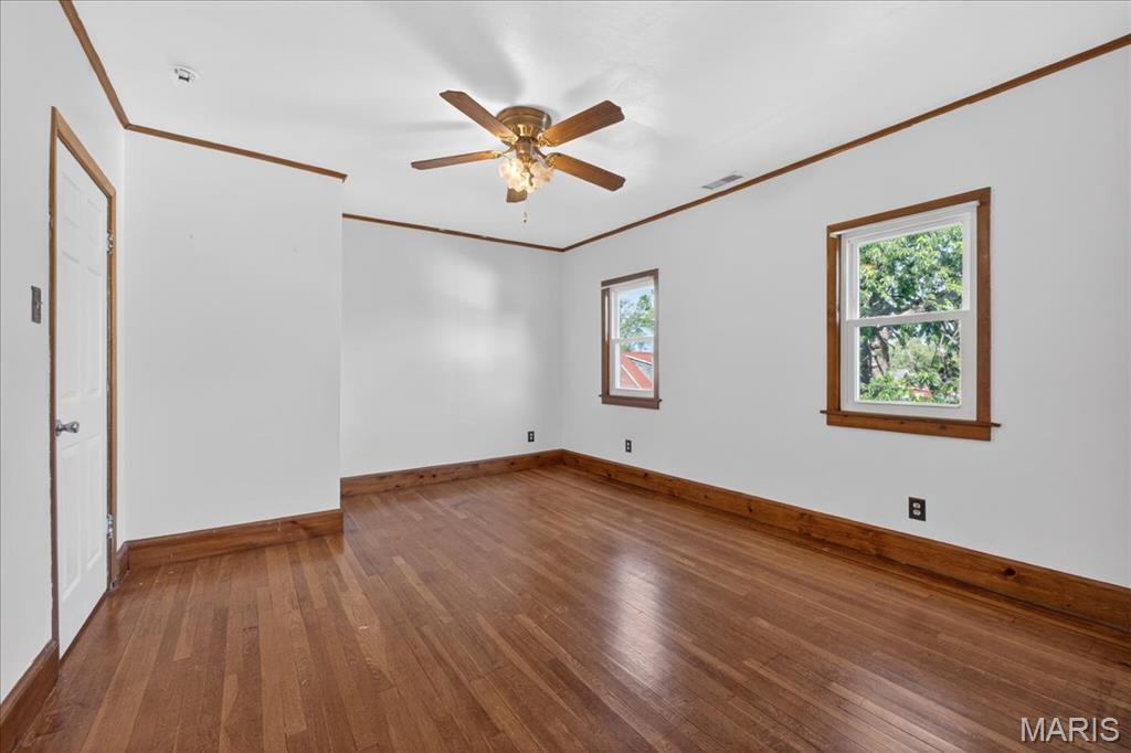 6011 S Grand Boulevard