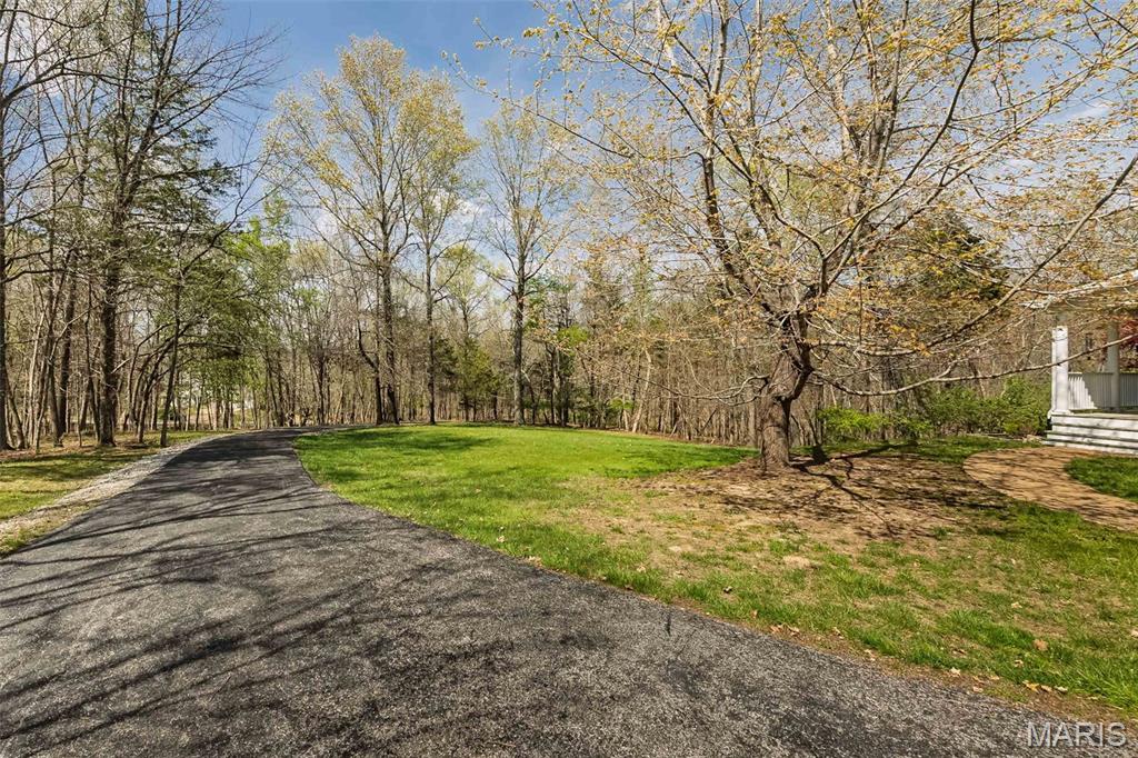 136 Crescent Bluff Drive