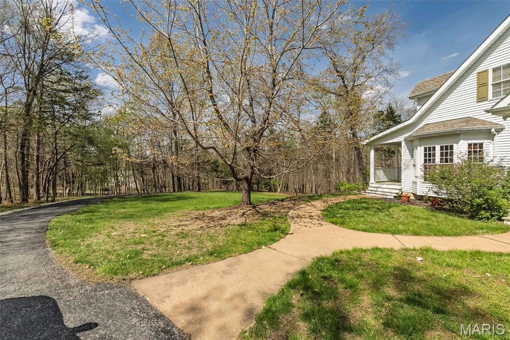 136 Crescent Bluff Drive