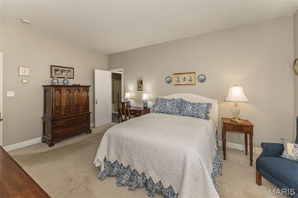 136 Crescent Bluff Drive