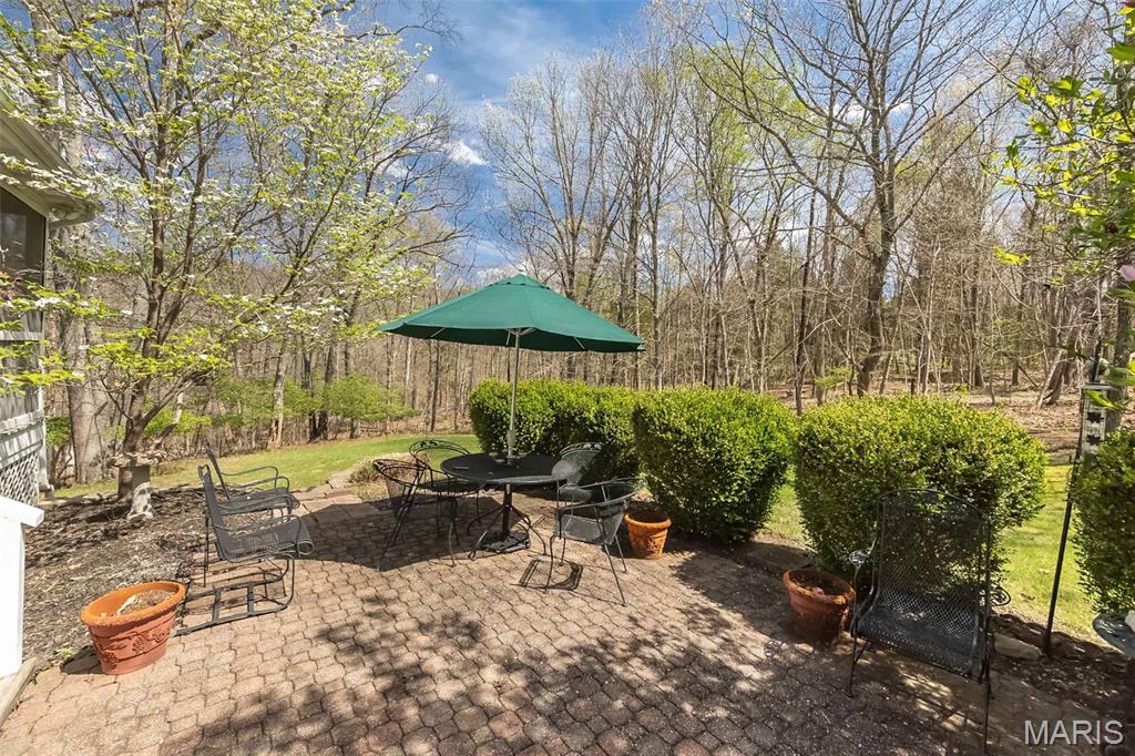 136 Crescent Bluff Drive