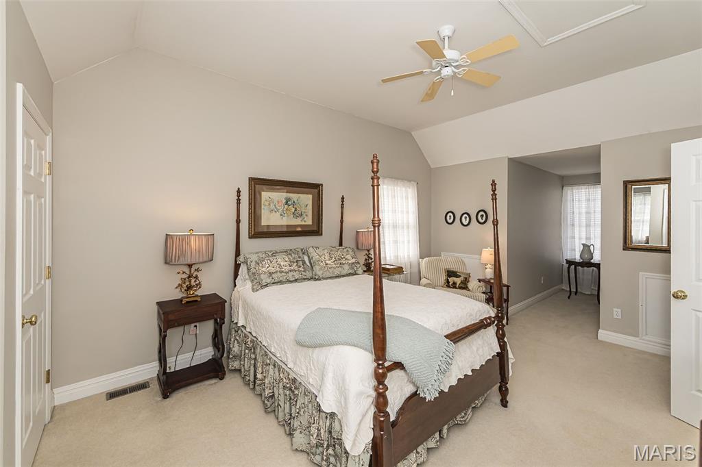 136 Crescent Bluff Drive