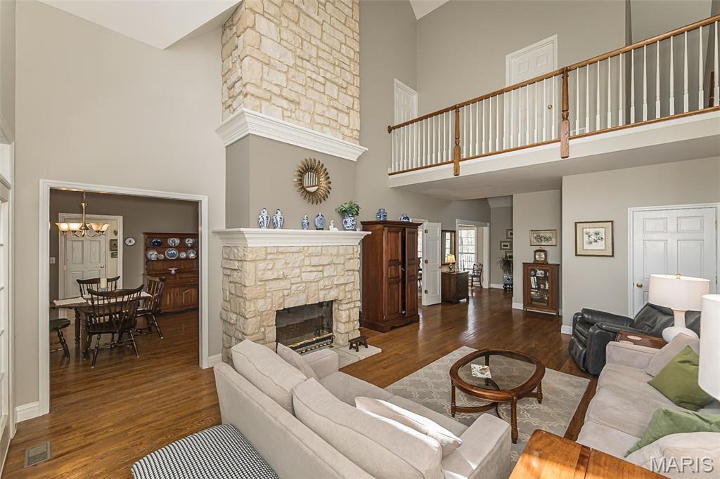 136 Crescent Bluff Drive