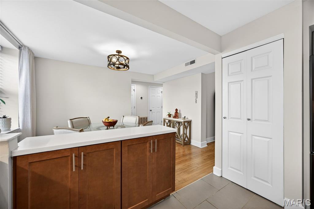 7745 Kingsbury Boulevard Unit: 22