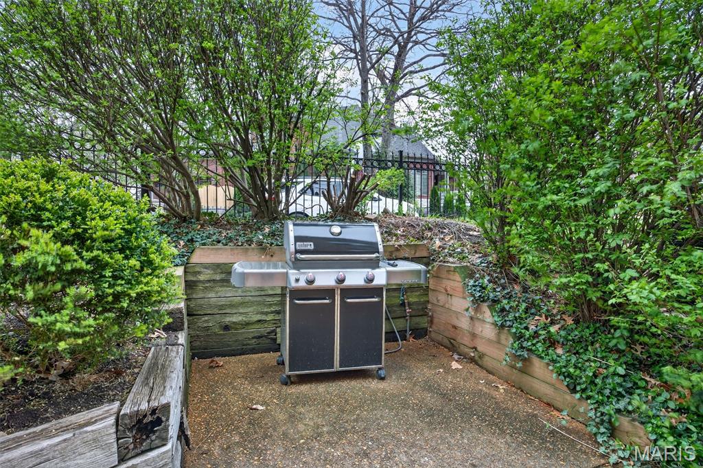 7745 Kingsbury Boulevard Unit: 22