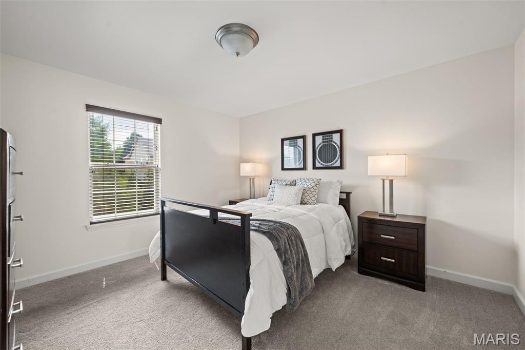 1326 Shorewinds Trail
