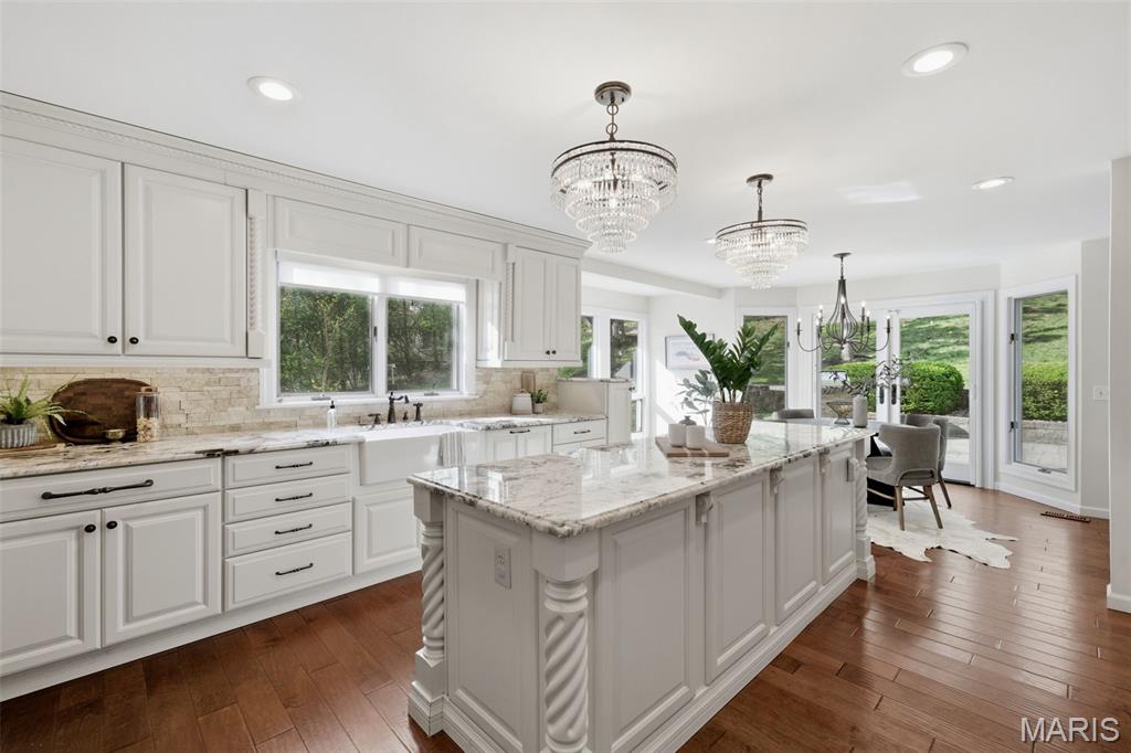 9030 Middlewood Court