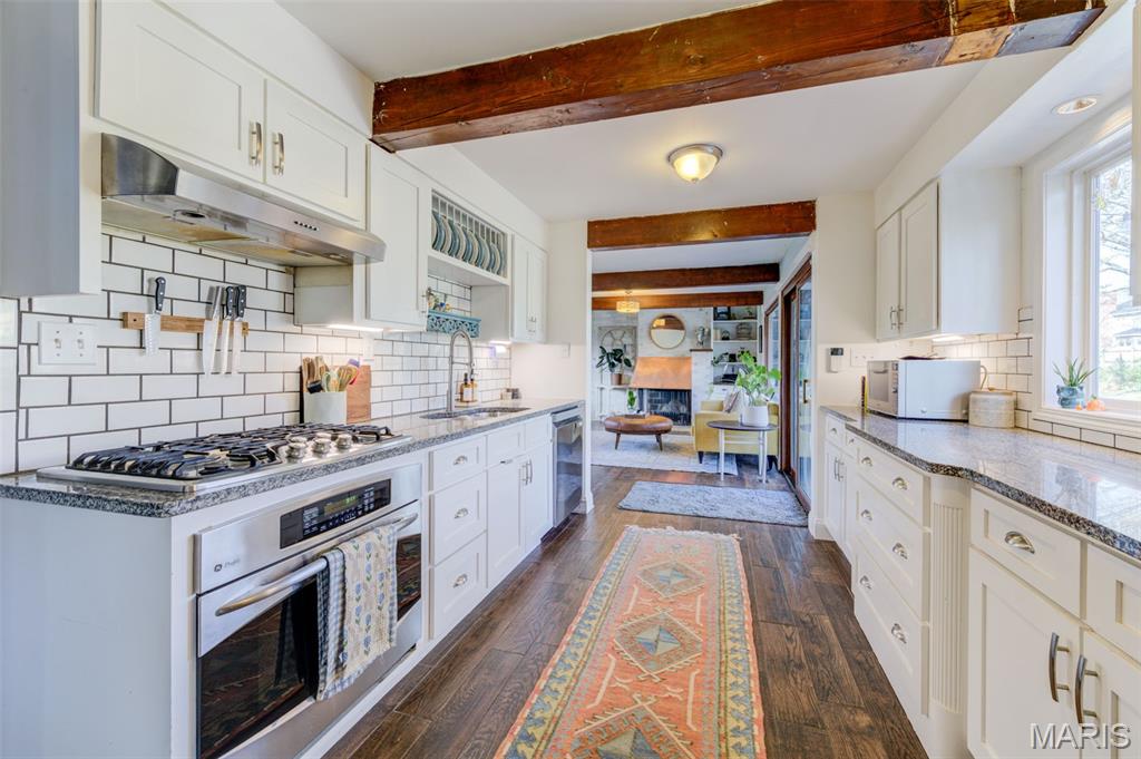 1005 W Frisco Avenue