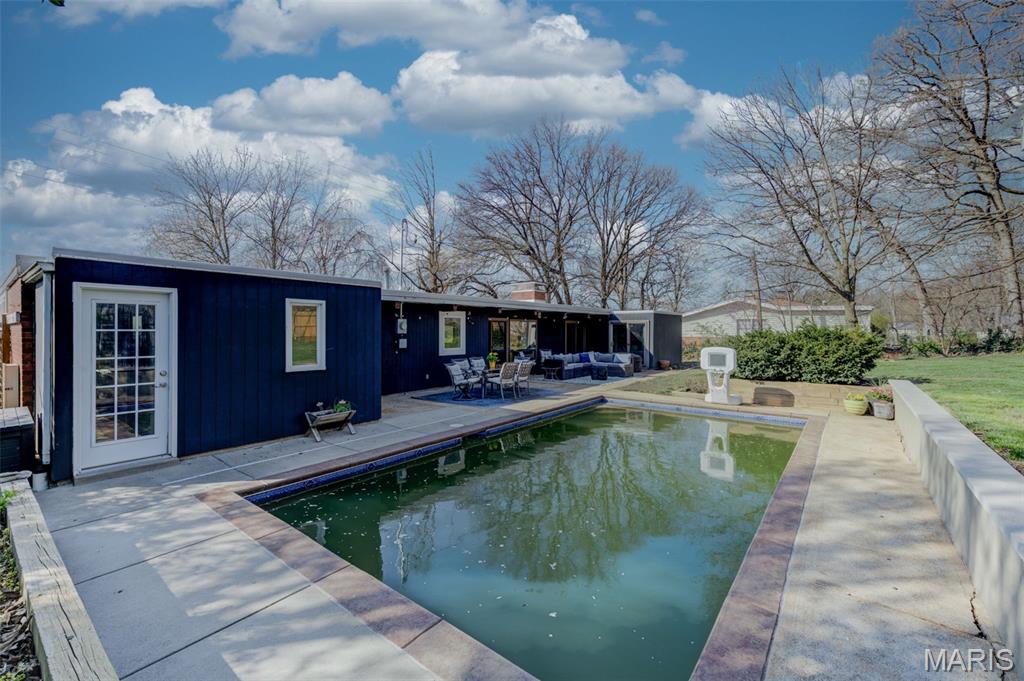 1005 W Frisco Avenue