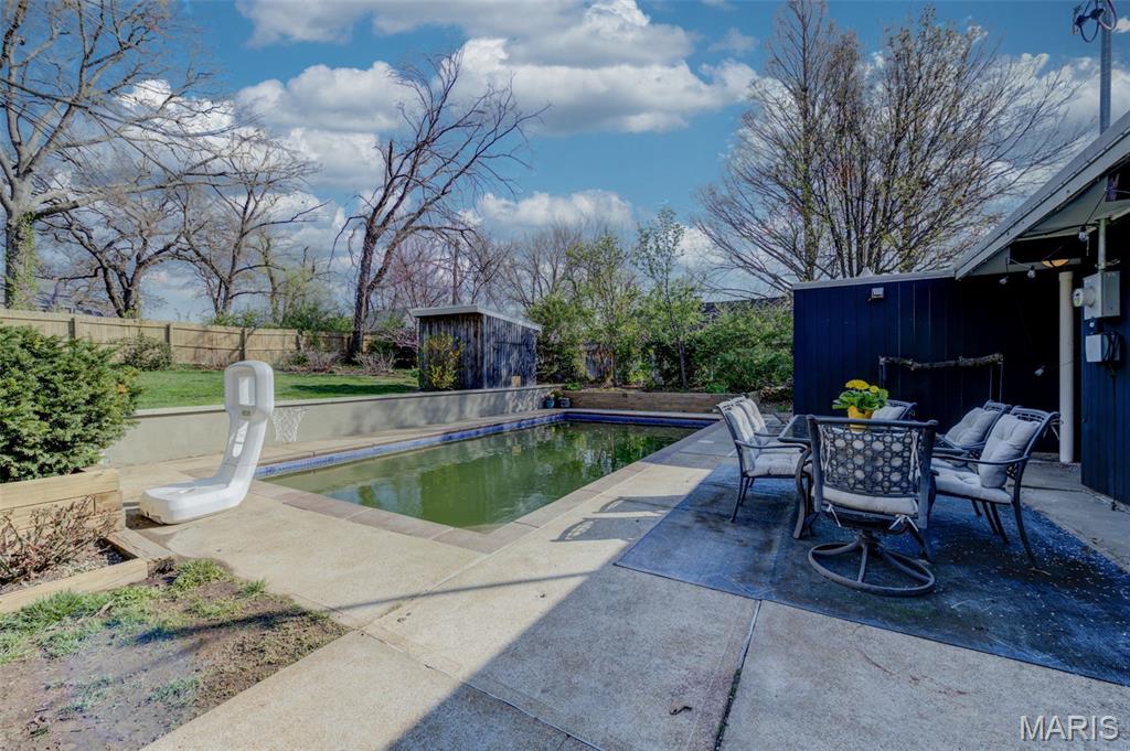 1005 W Frisco Avenue