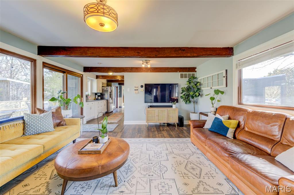 1005 W Frisco Avenue